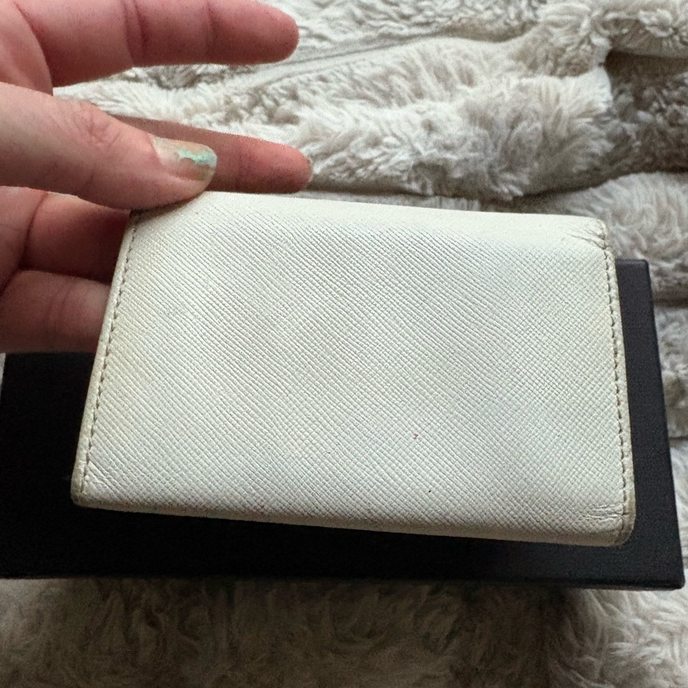 Prada Cream Wallet with Gold Logo - Picture 8 of 10